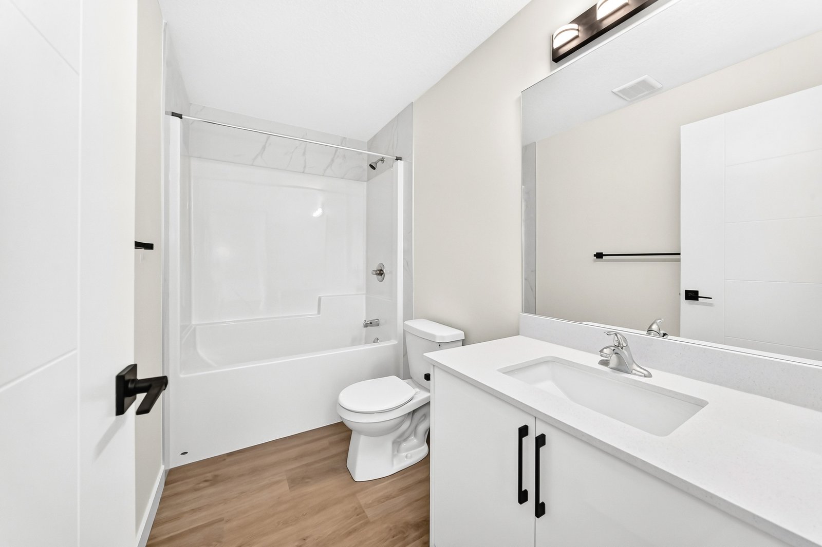 Ensuite Bath
